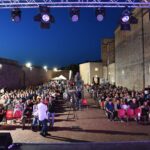 Festival Nazionale Adriatica Cabaret 2027. Al via le iscrizioni per la kermesse comica più attesa dell'estate